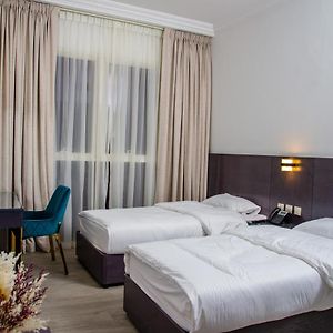 Luxury Triple Room